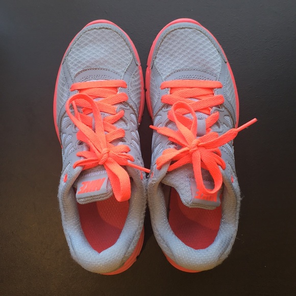 NIKE - grey and pink nike AIRS shoes - Picture 2 of 6